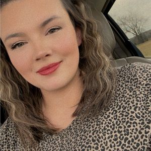 Meet your Posher, Haley